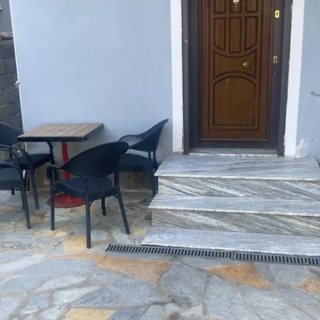 Pere Πόγραδετς